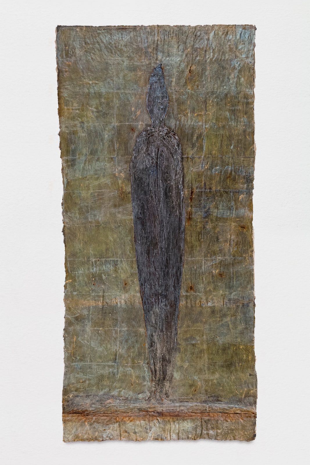 Heidi Bucher, Untitled (Object from the Borg / Figur auf Grünem Hintergrund) , ca. 1978