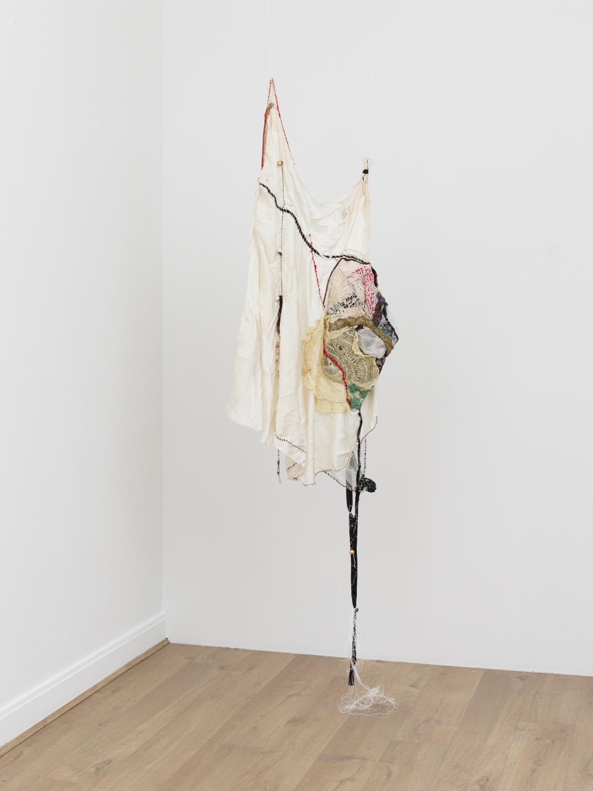 Sonia Gomes, Tecendo Amanhã III, 2016