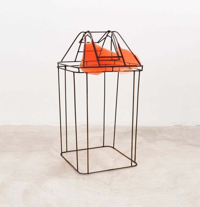 Neïl Beloufa, Lixo, 2017