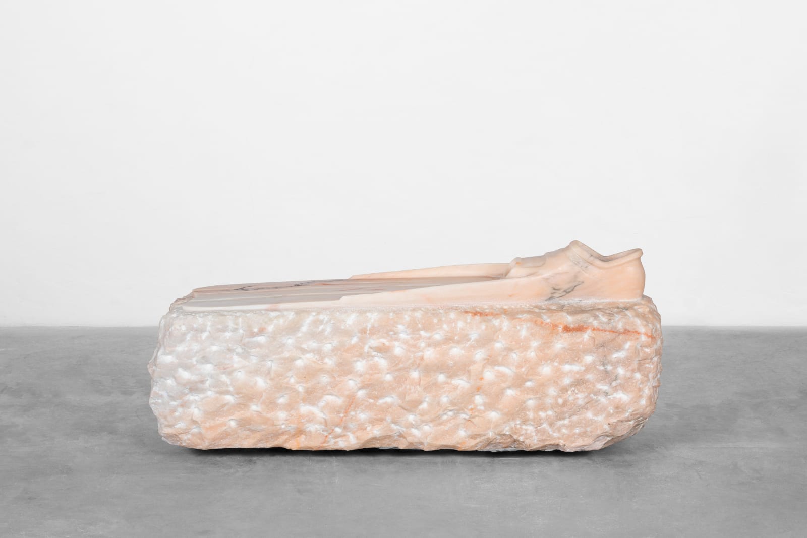 Daniel Dewar & Grégory Gicquel, Flipper, 2021