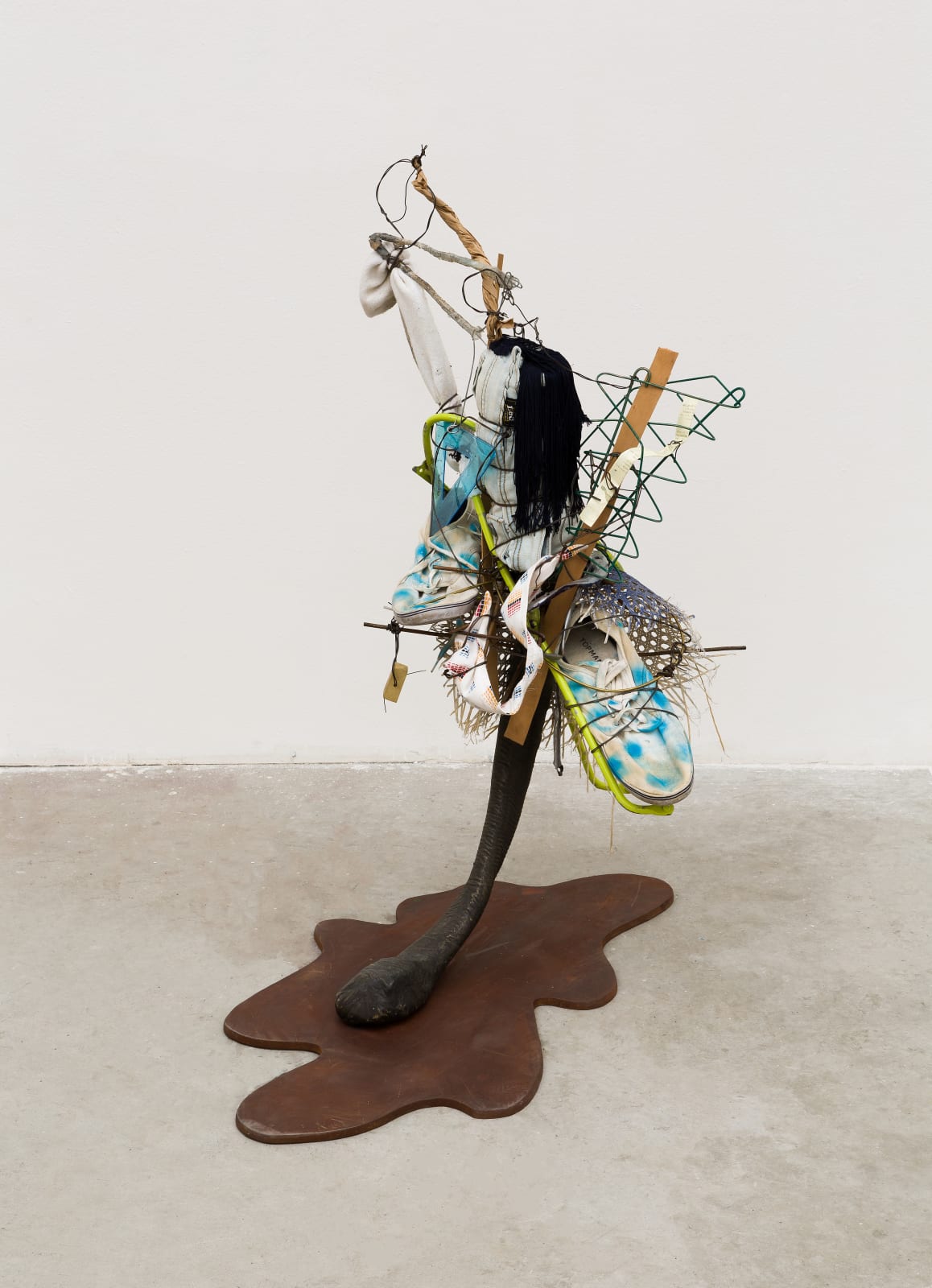 Adriano Costa, Ontem Street Hoje Queer / Yesterday Street Today Queer, 2018