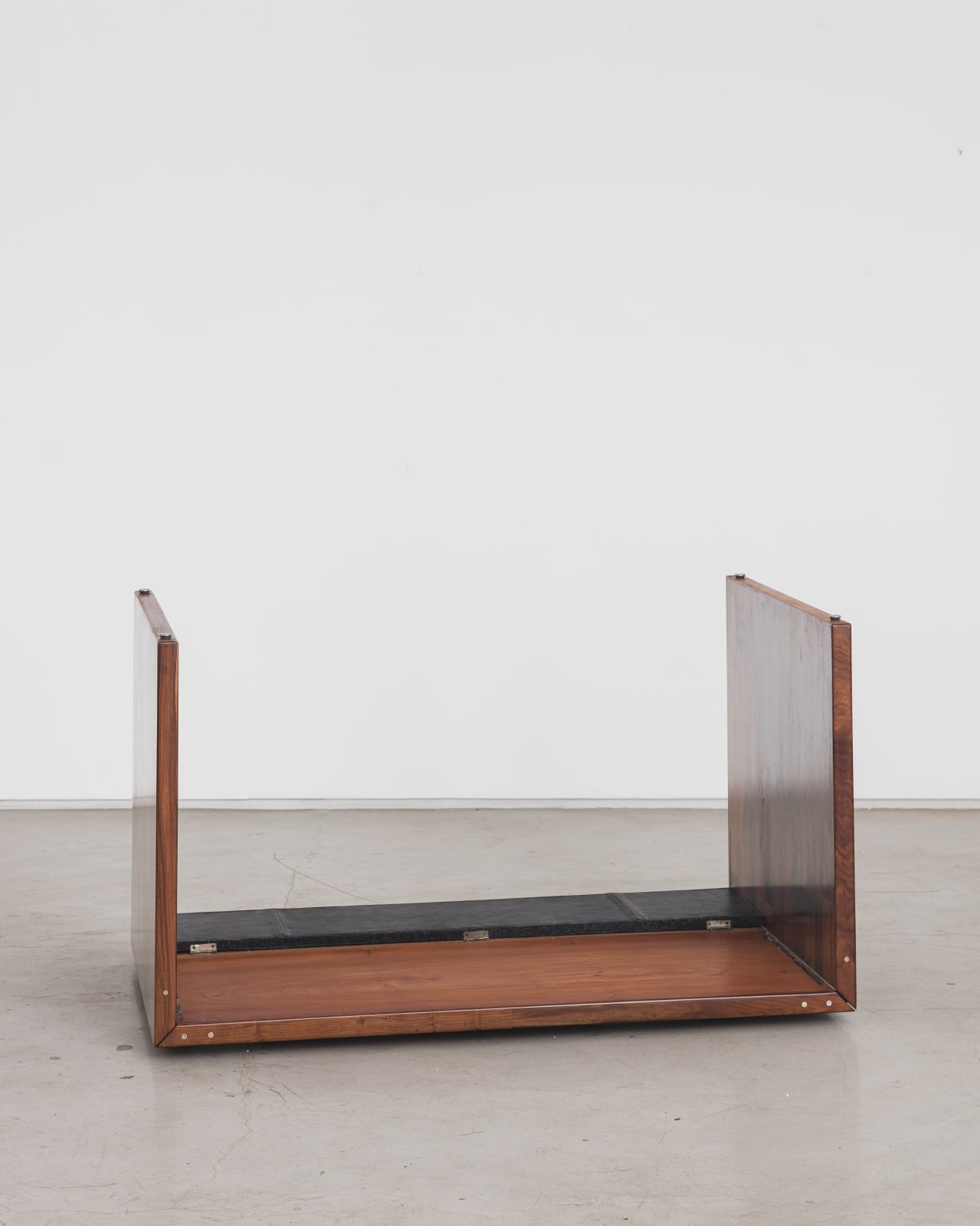 Jorge Zalszupin, Folding desk, 1974