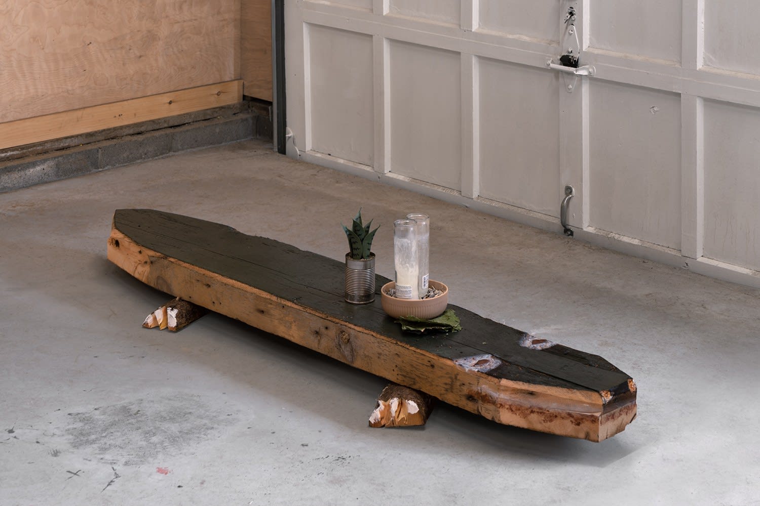 Paulo Nazareth, [mestre Paulo] alligator, 2022