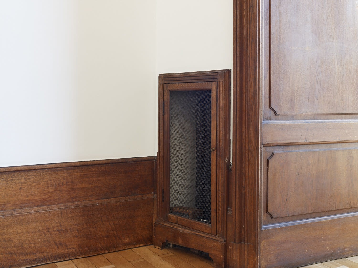 Nina Canell, Weather Recital, 2022