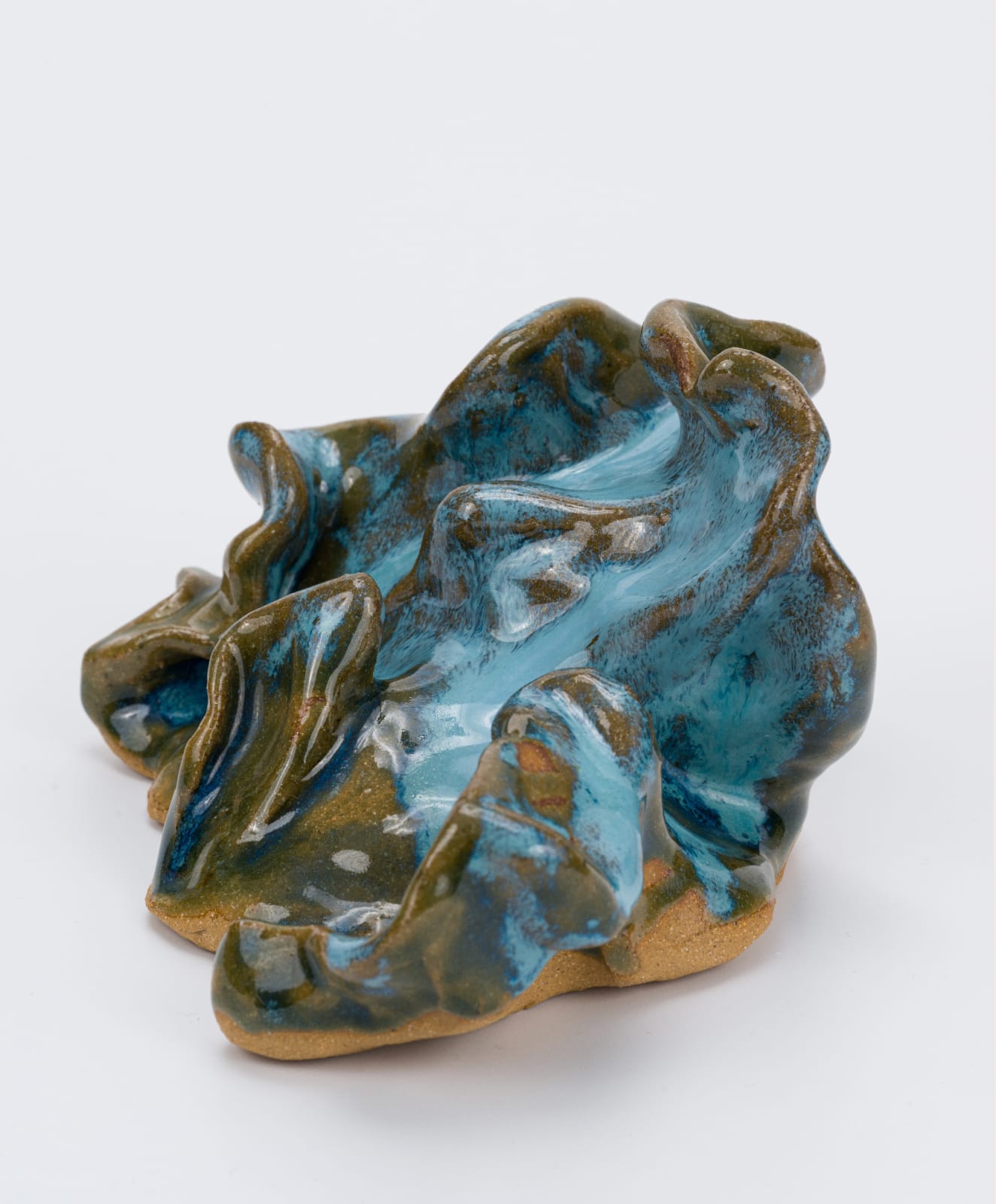 Zoë Marden, bbbluebboyster, 2023