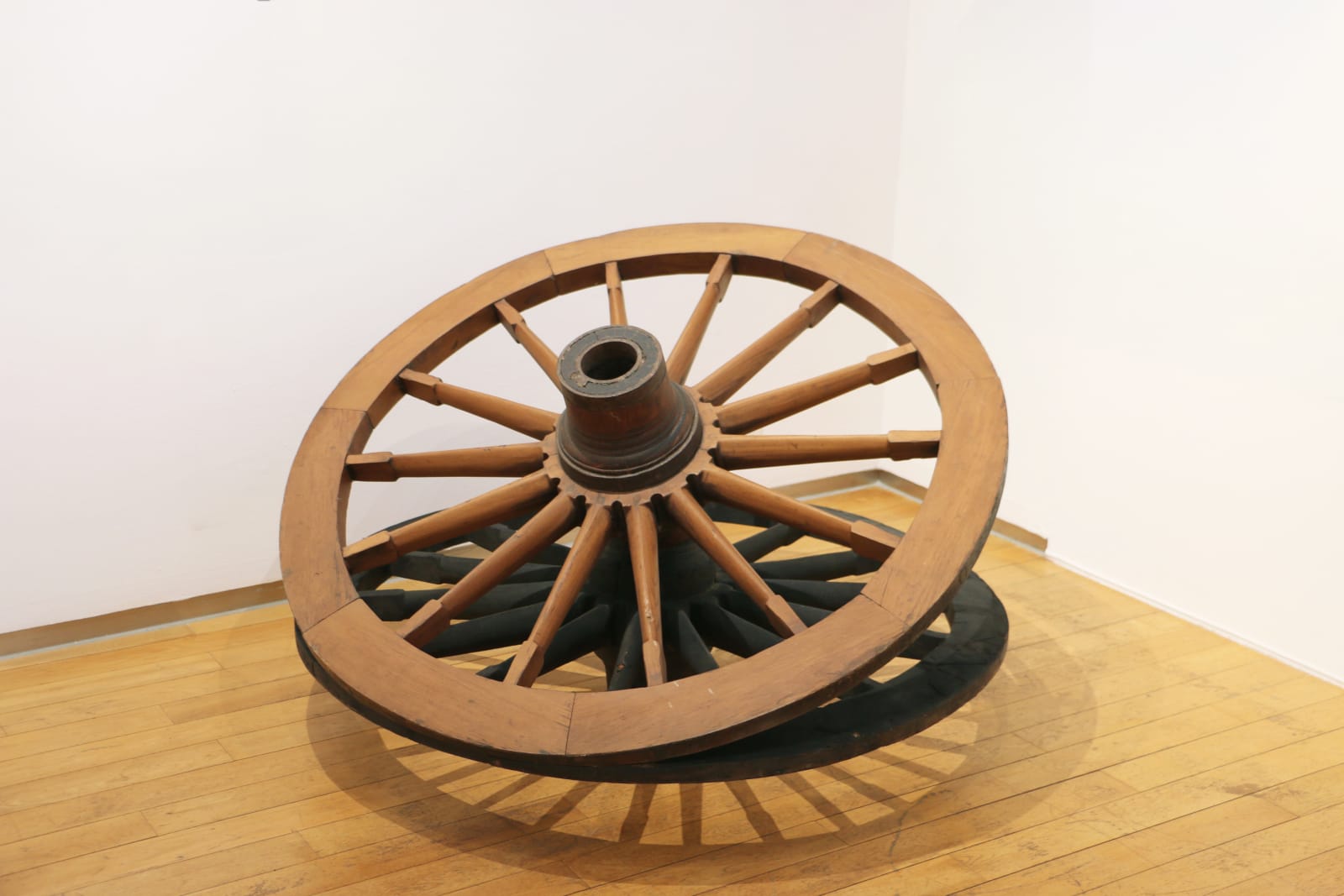 Htein Lin, The Wheel And His Shadow, 2017