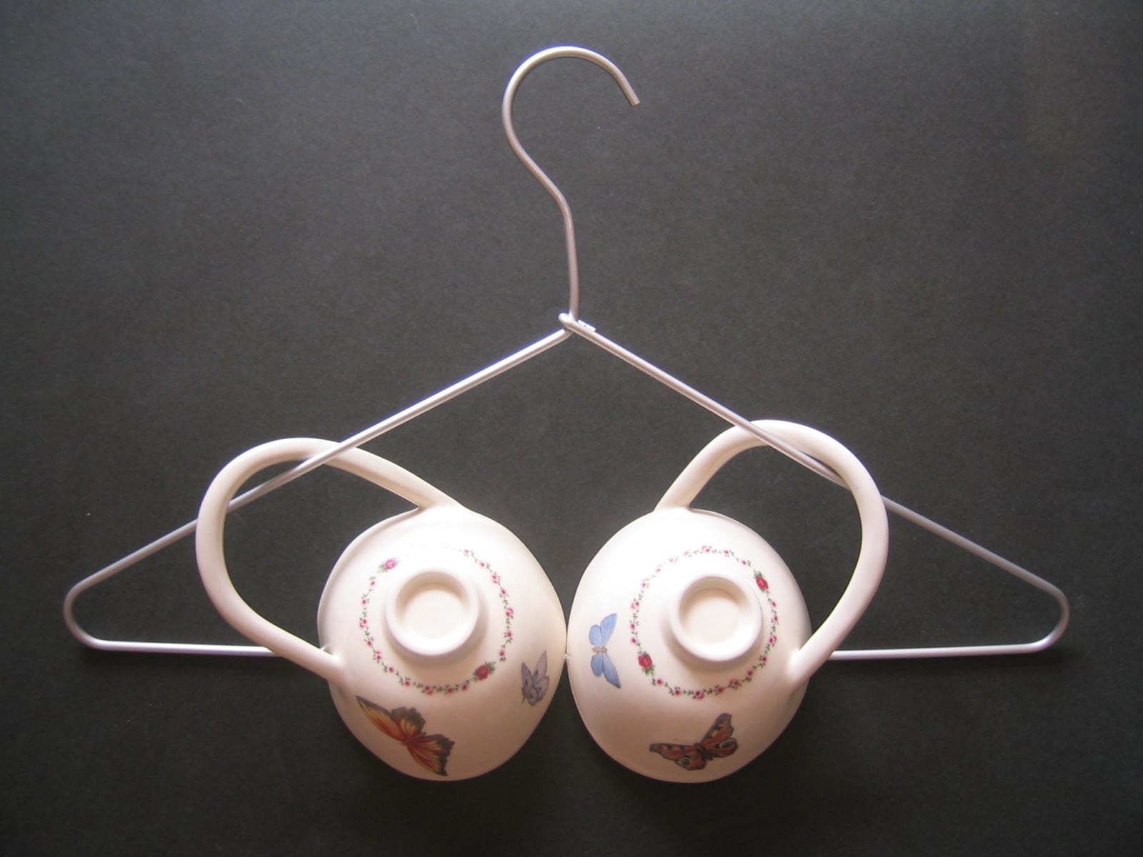 Irene Lau Kwai Ying, Tea Cup 2, 2005 - 2006