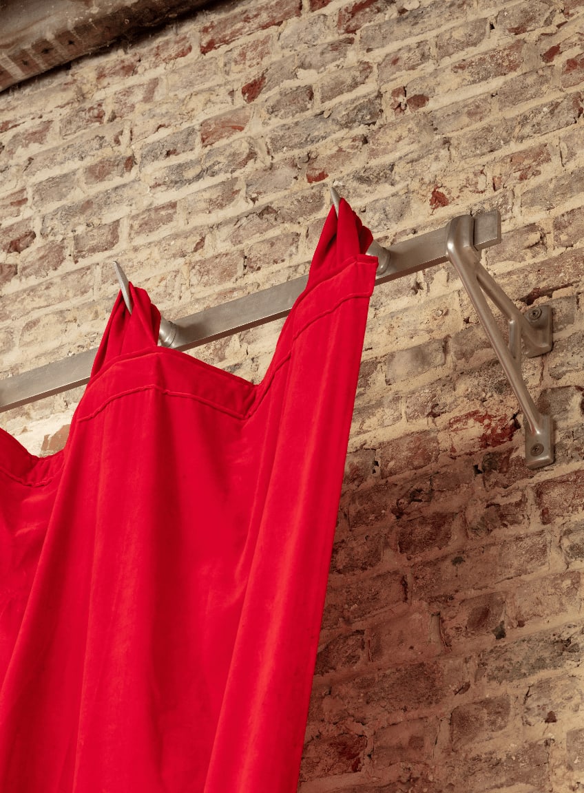 Eliza Ballesteros, VEIL/VEAL, 2022