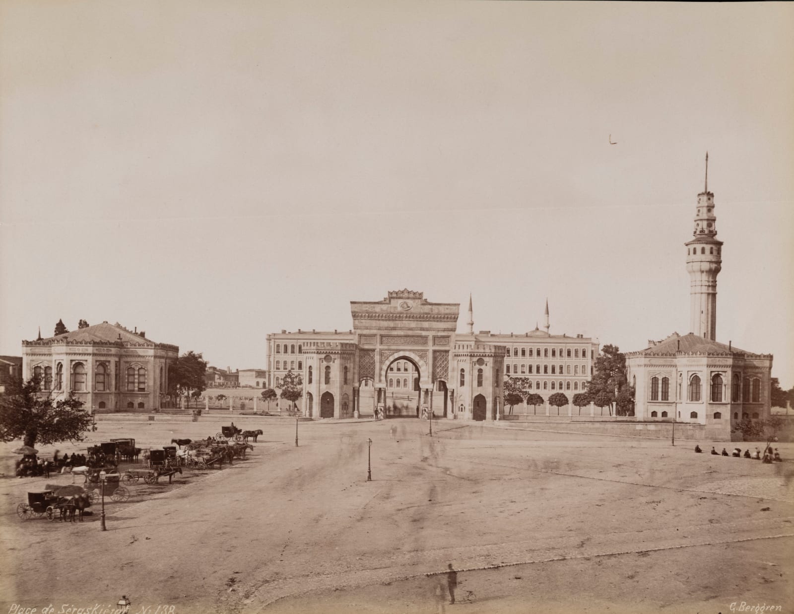 Guillaume Berggren, Beyazıt Square (Place de Séraskiérat)