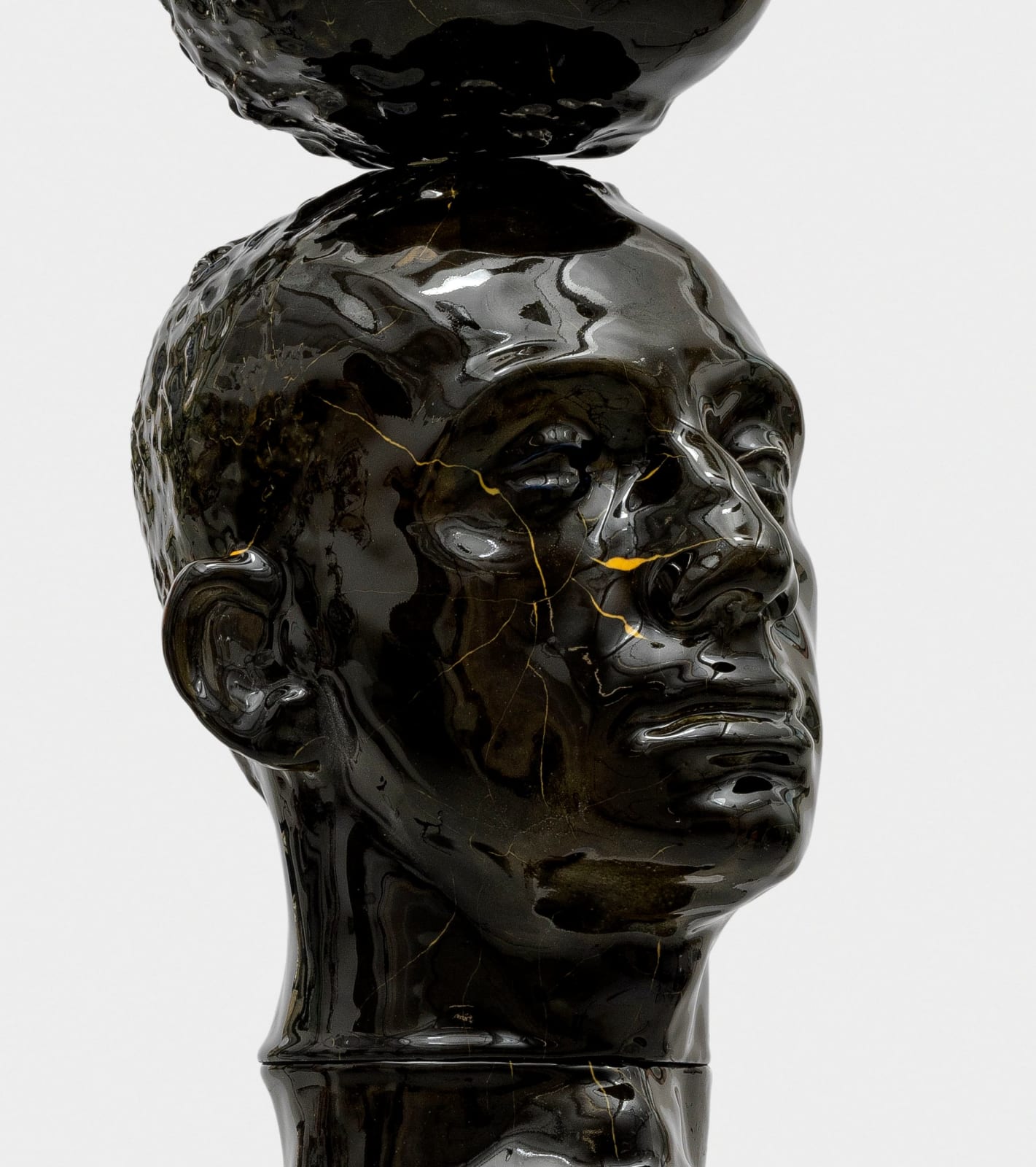 Mehdi-Georges Lahlou, Aile de Papillon, Noir et Jaune, 2022