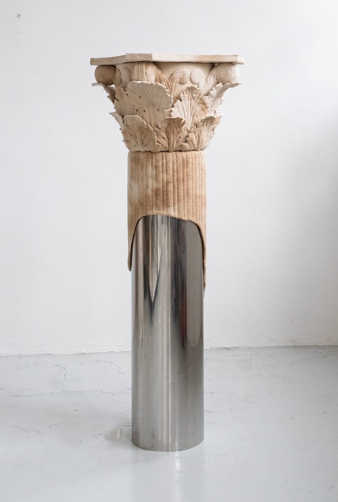 Sergio Roger, Post-Corinthian Column, 2024