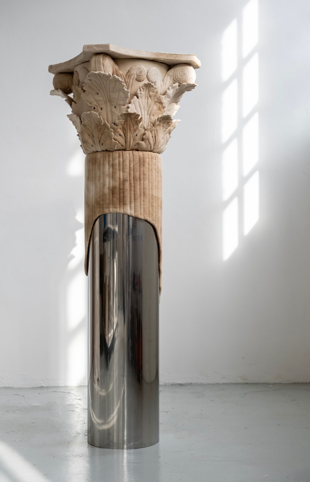 Sergio Roger, Post-Corinthian Column, 2024