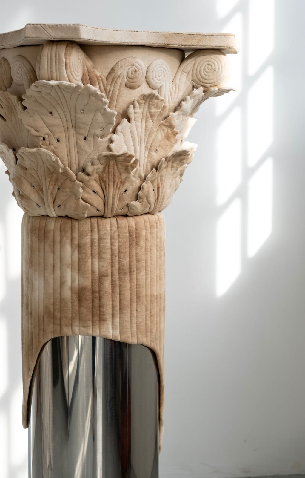 Sergio Roger, Post-Corinthian Column, 2024