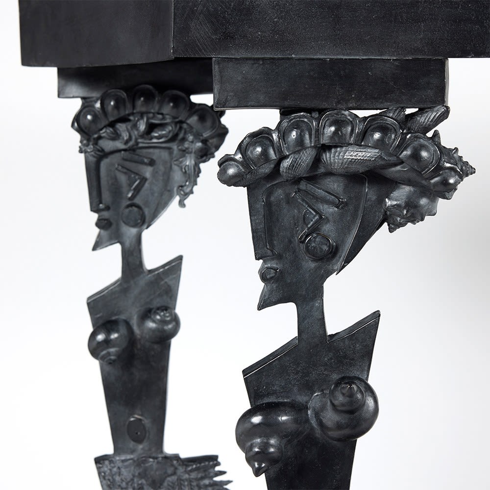 Emmée Parizot, Cariatides Console, 2023