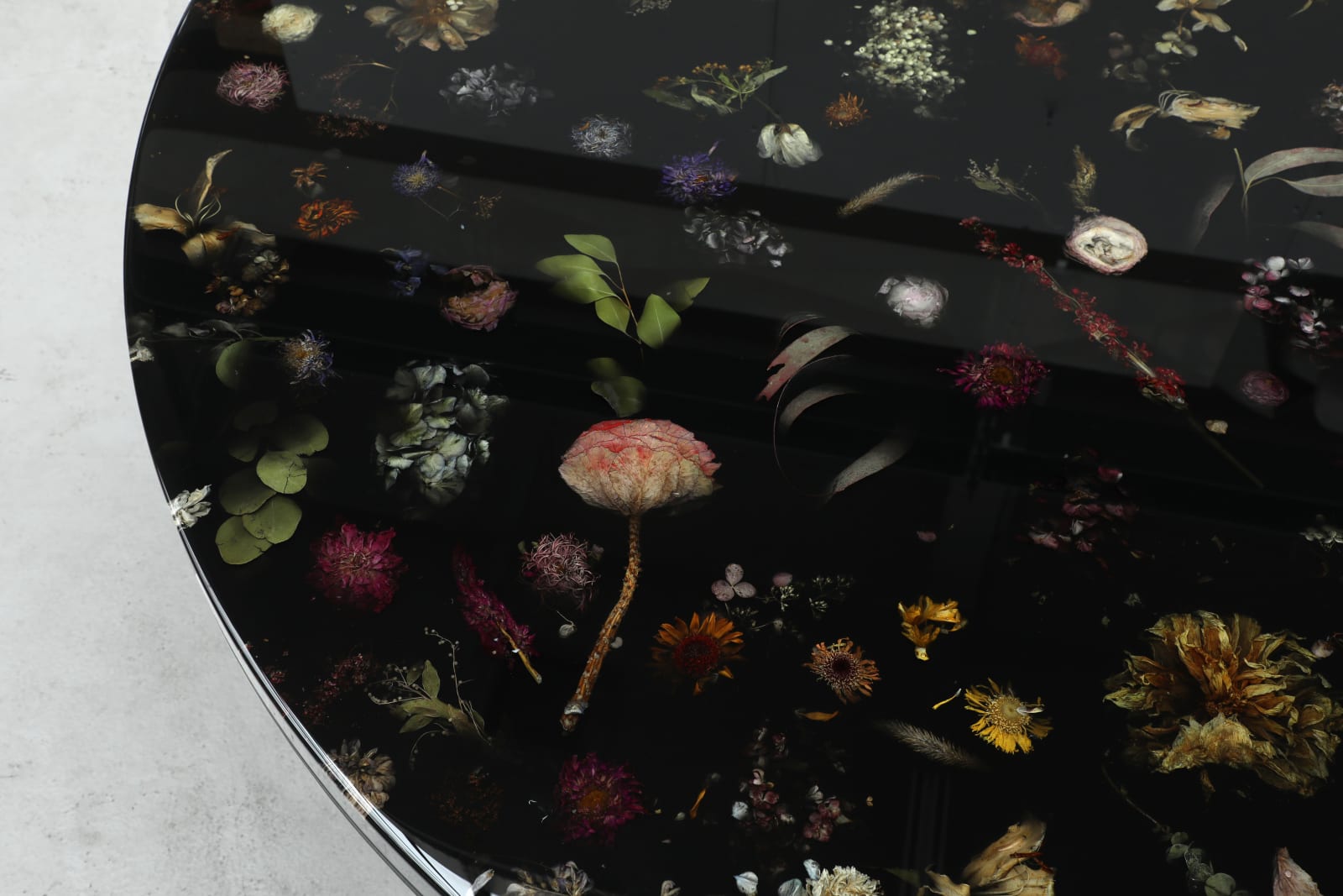 Marcin Rusak, Flora Large Table, 2017