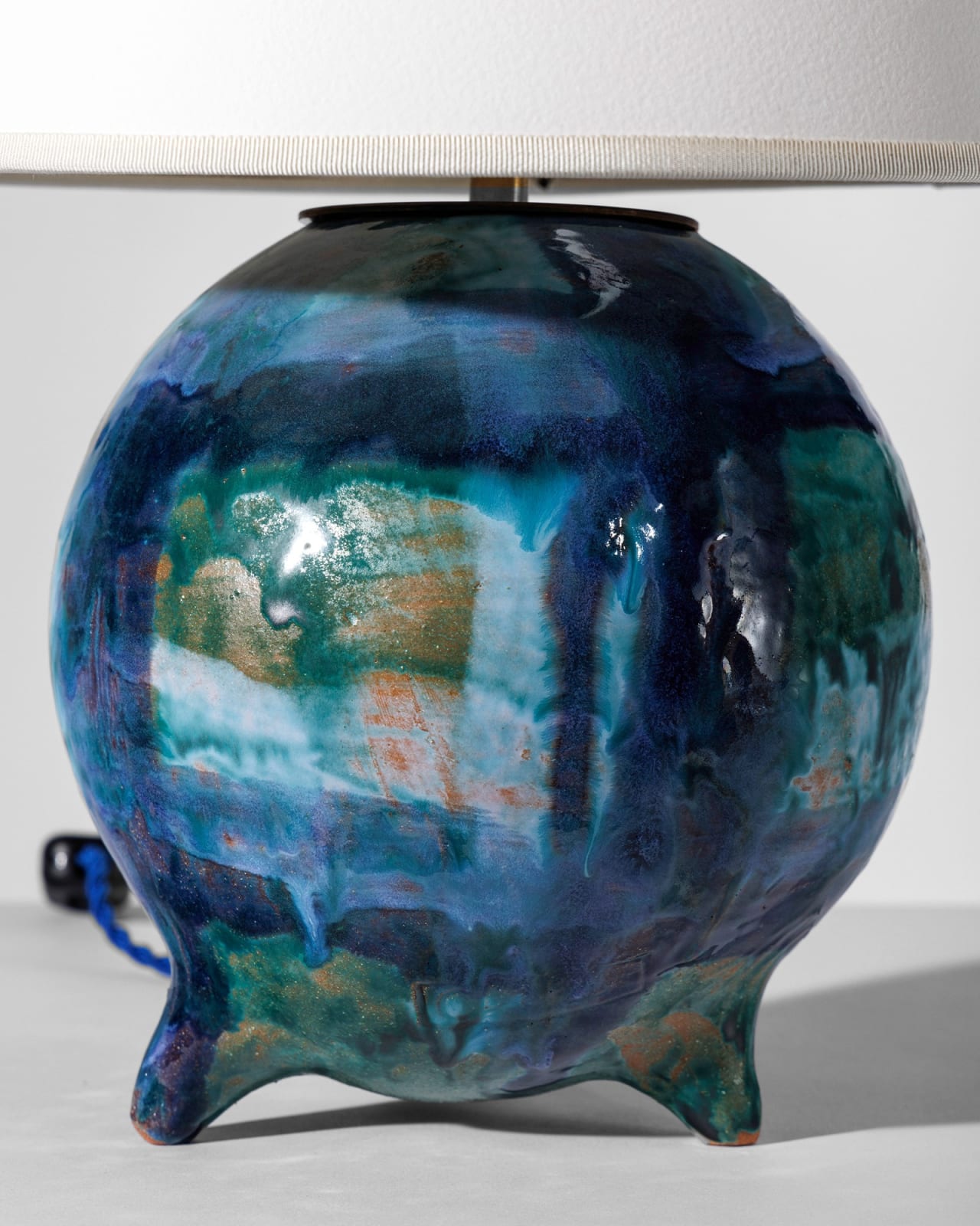Alice Gavalet, Untitled (Blue Round Lamp), 2024