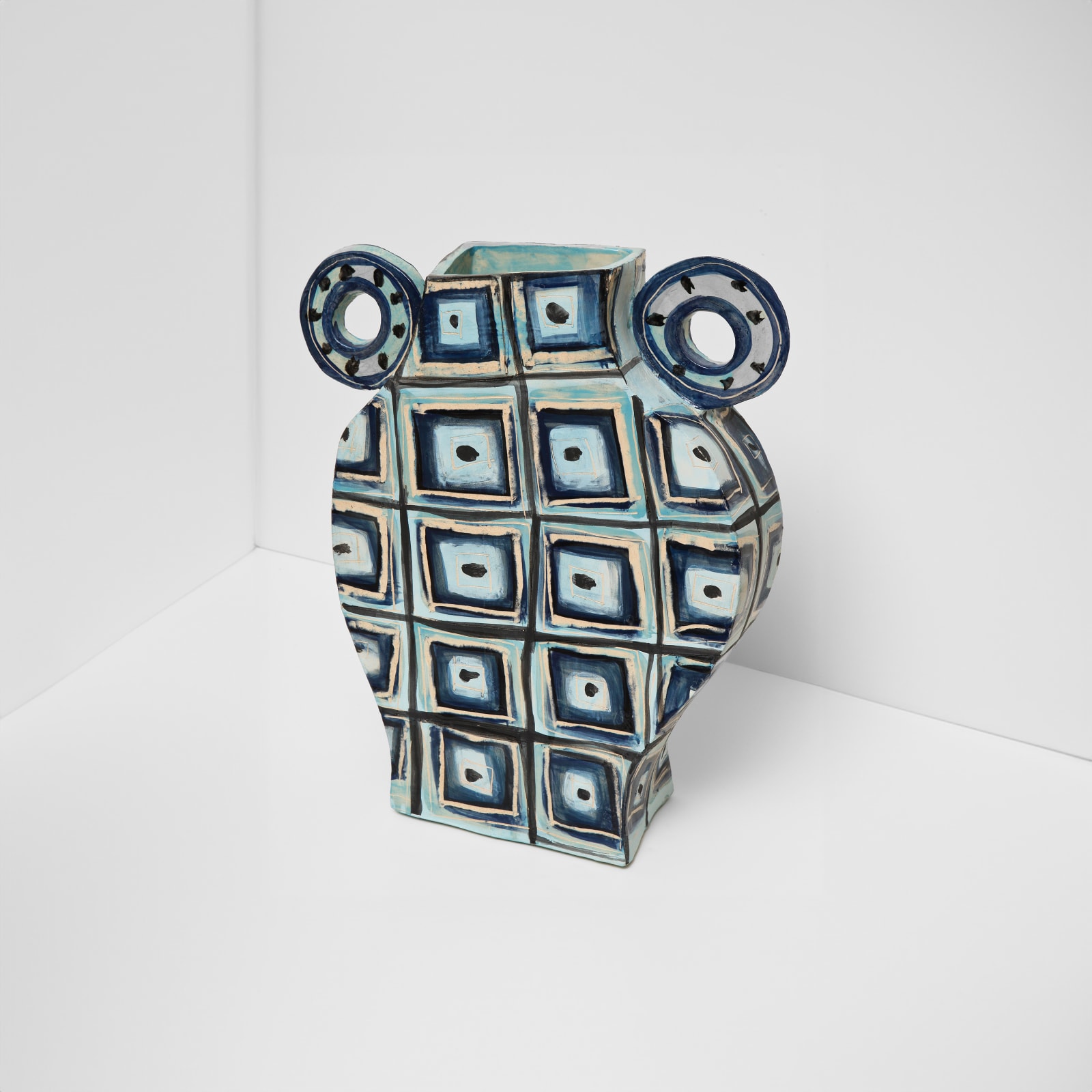 Alice Gavalet, Untitled (Blue Vase), 2015