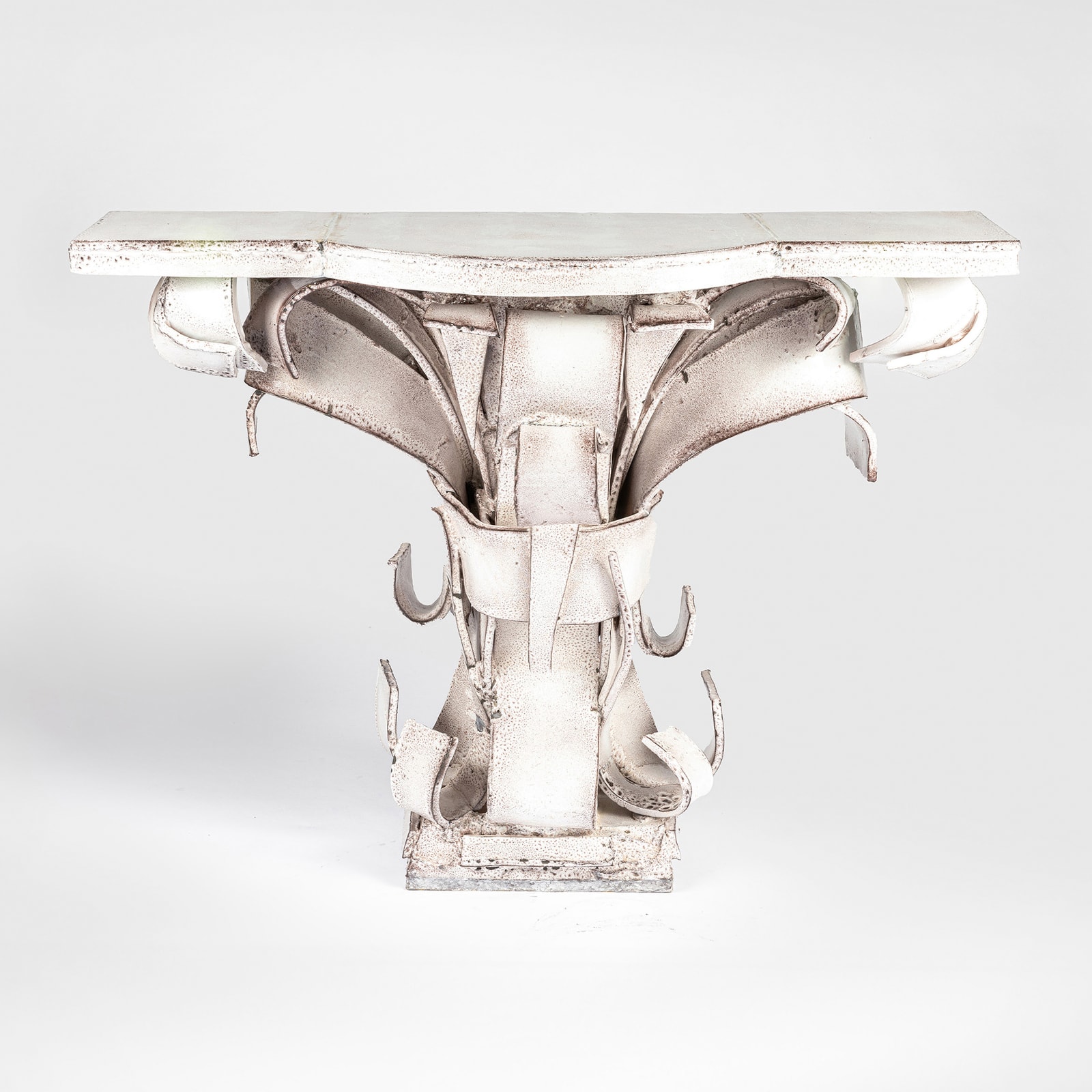 Giuseppe Ducrot, White Console, 2023