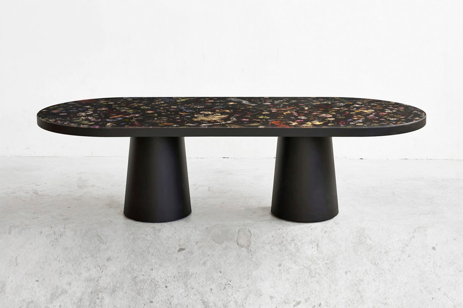 Marcin Rusak, Flora Dining Table 280, 2018