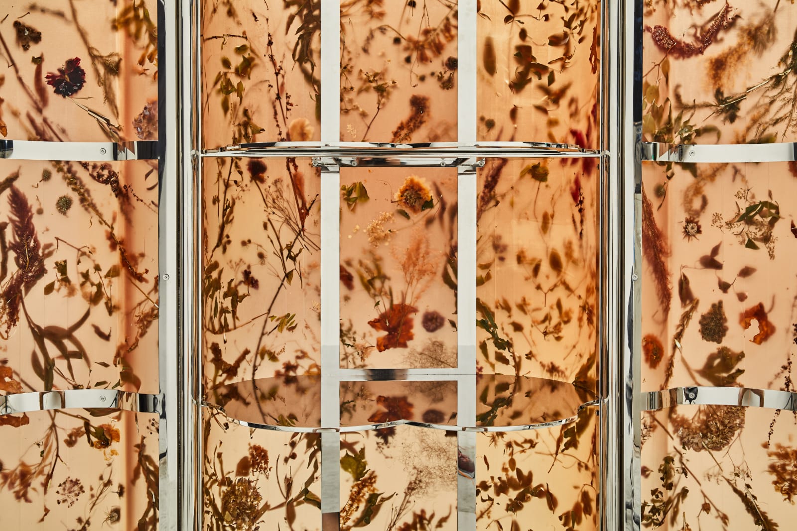 Marcin Rusak, Flora Cabinet 190 Clear Amber, 2021