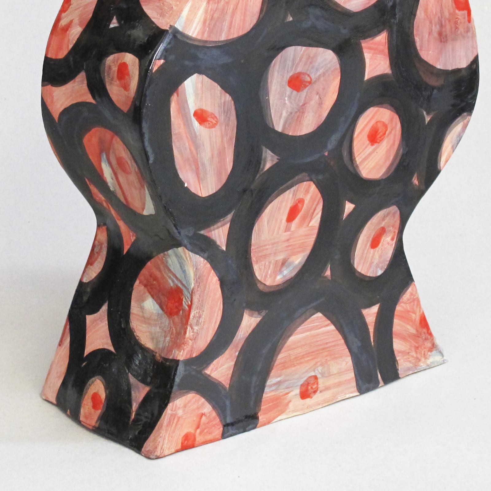 Alice Gavalet, Untitled (Red & Black Vase), 2015