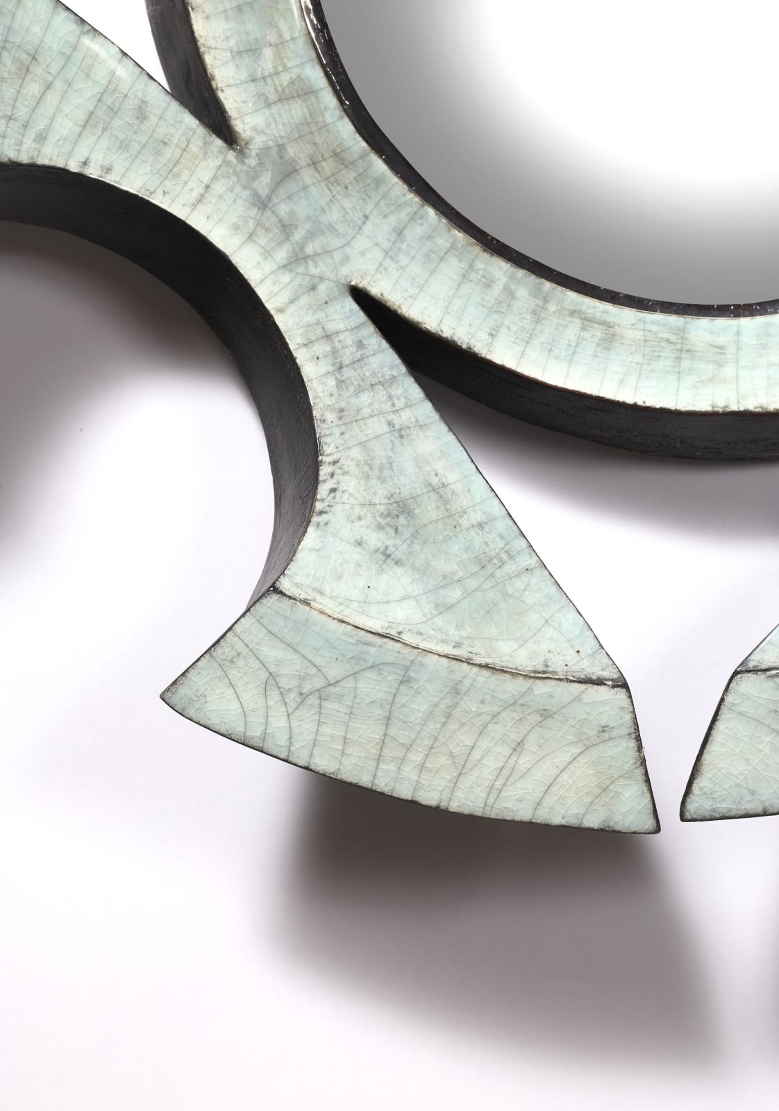 François Salem, Sorcière Mirror, 2025