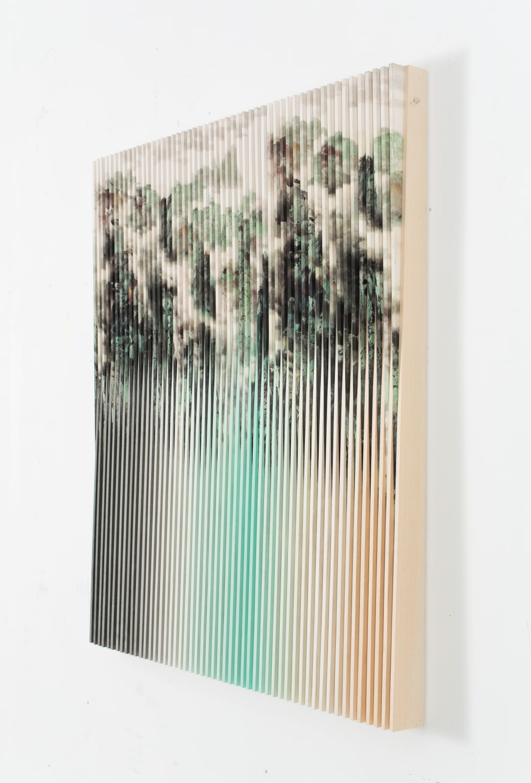 Yu Yang 于羊, Ink Object - Green Gradient 《水墨物體 - 青綠色階》, 2019