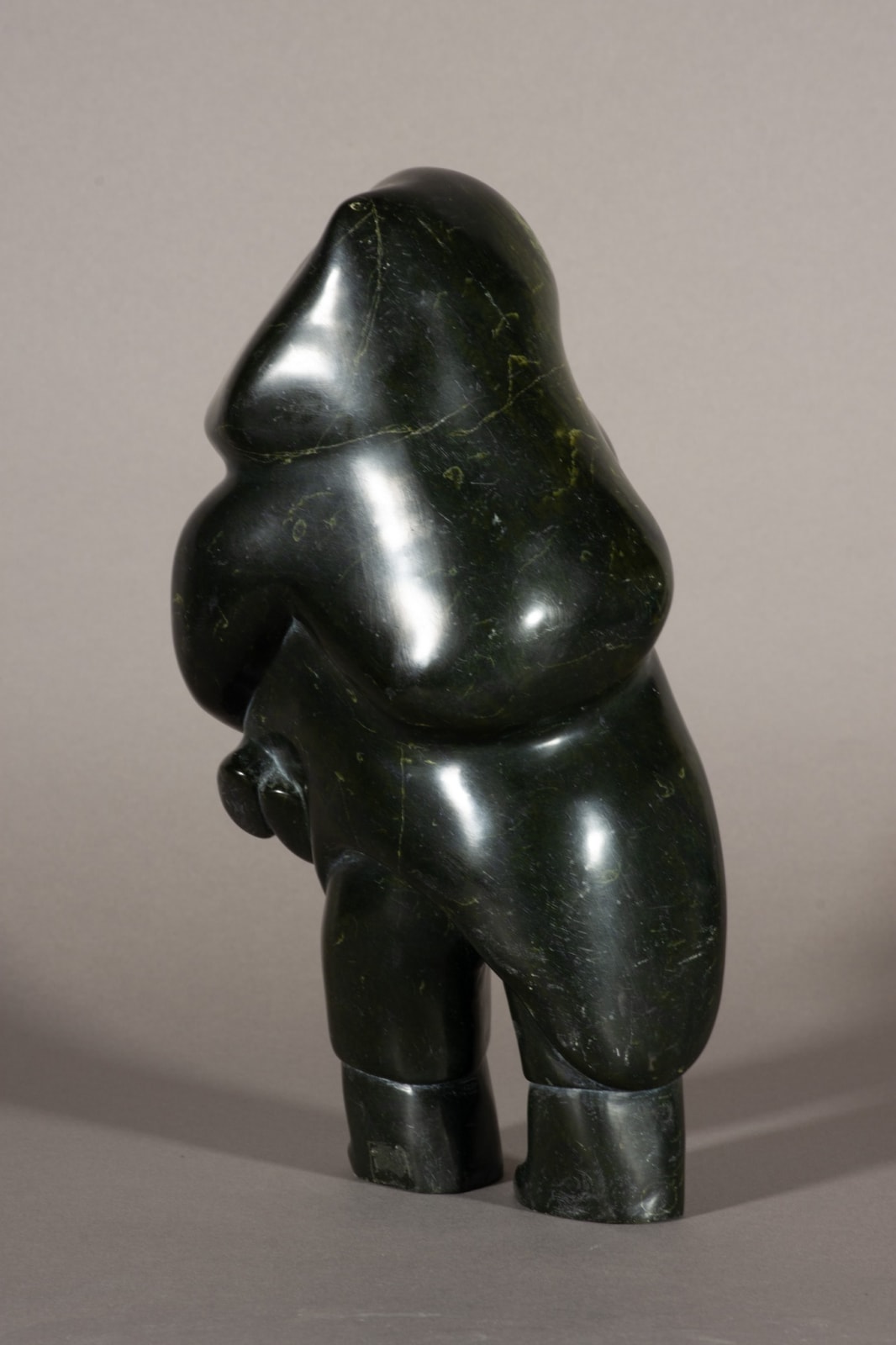 Mary Tassugat, Mother & Children / mere et enfants, ca. 1970