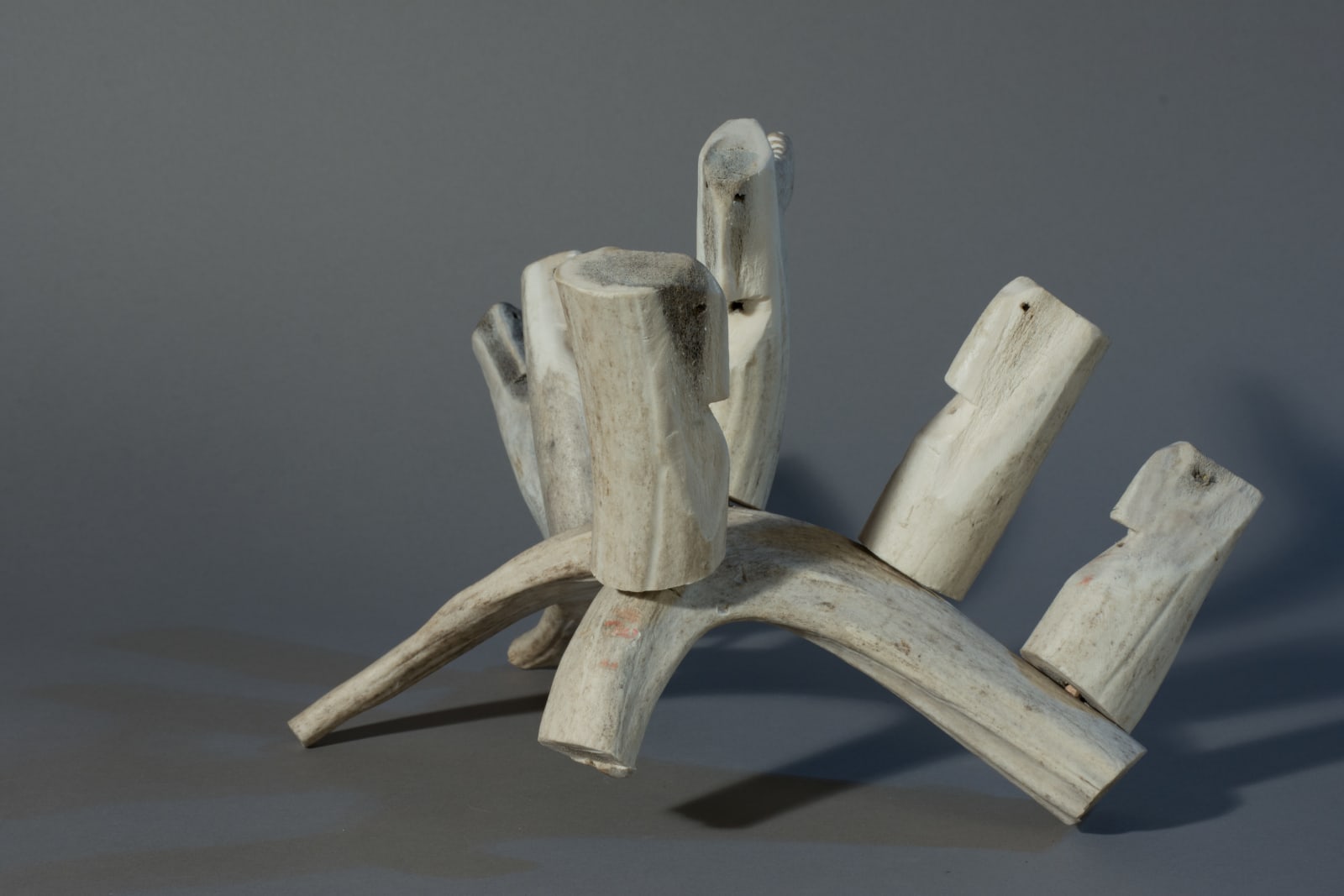 Elizabeth Nutaraaluk Aulatjut, Composition, ca. 1980