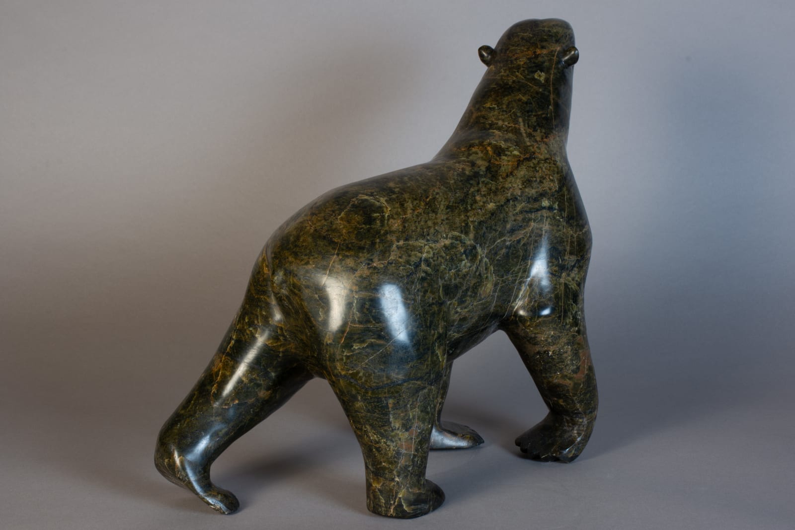 Nuna Parr, Walking Bear / ours polaire, ca. 1980