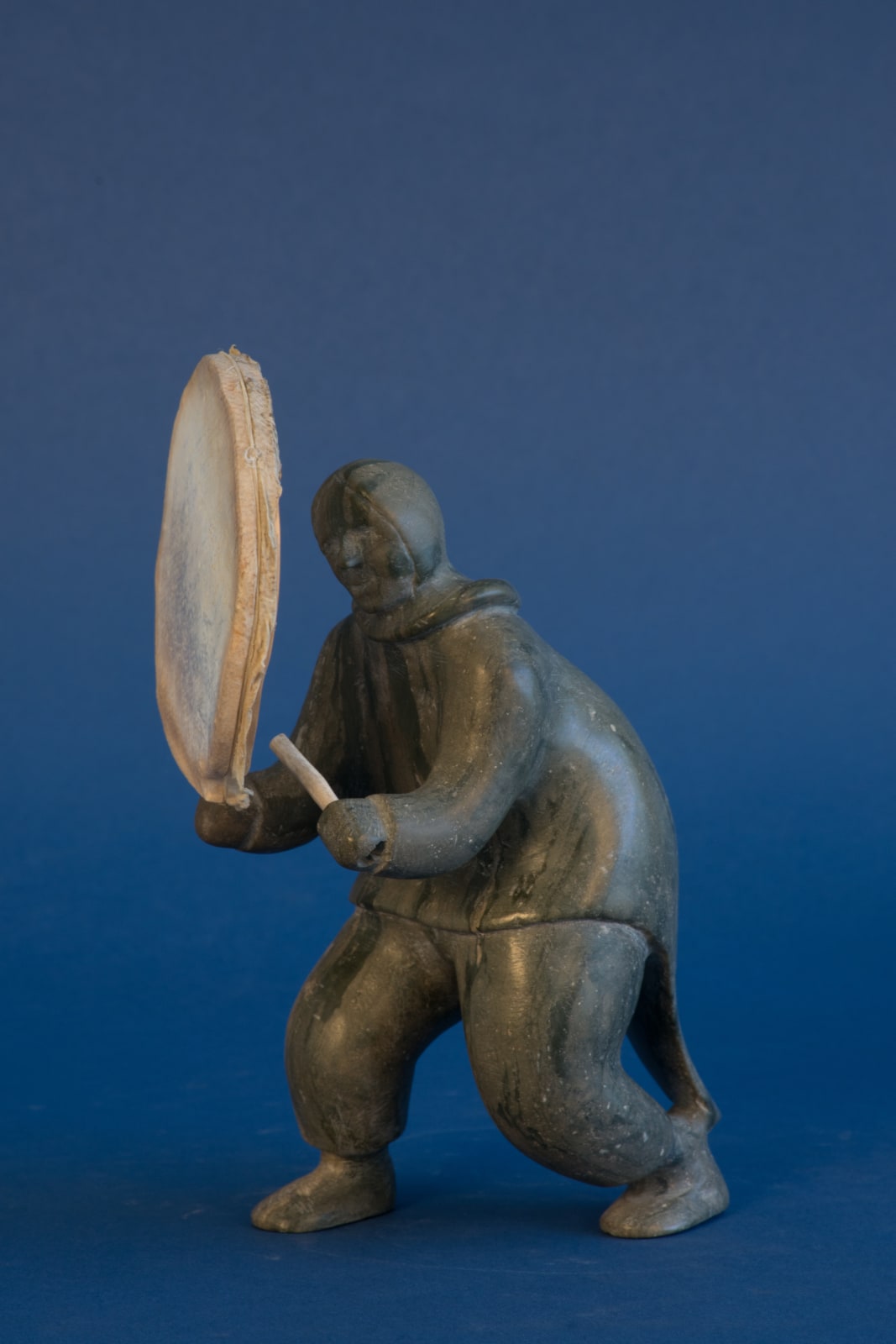 Teddy Novoligak, Drum Dancer / danse au tambour, ca. 1970