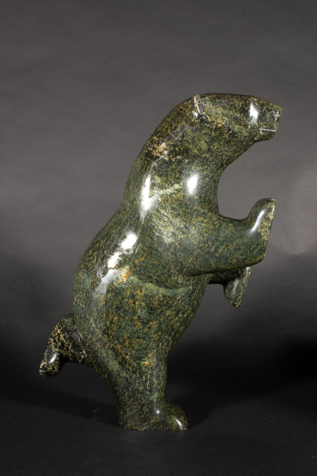 Ashevak Adla, Dancing Bear / ours dansant, ca. 2010