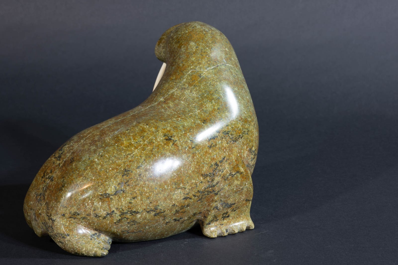 Nalenik Temela, Basking Walrus / Morse, ca. 1975