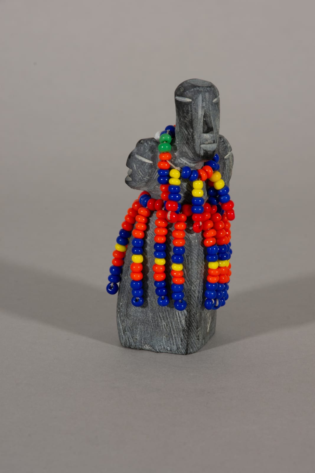 Eva Talooki Aliktiluk, Mother and Children / mere et enfants, ca. 1985