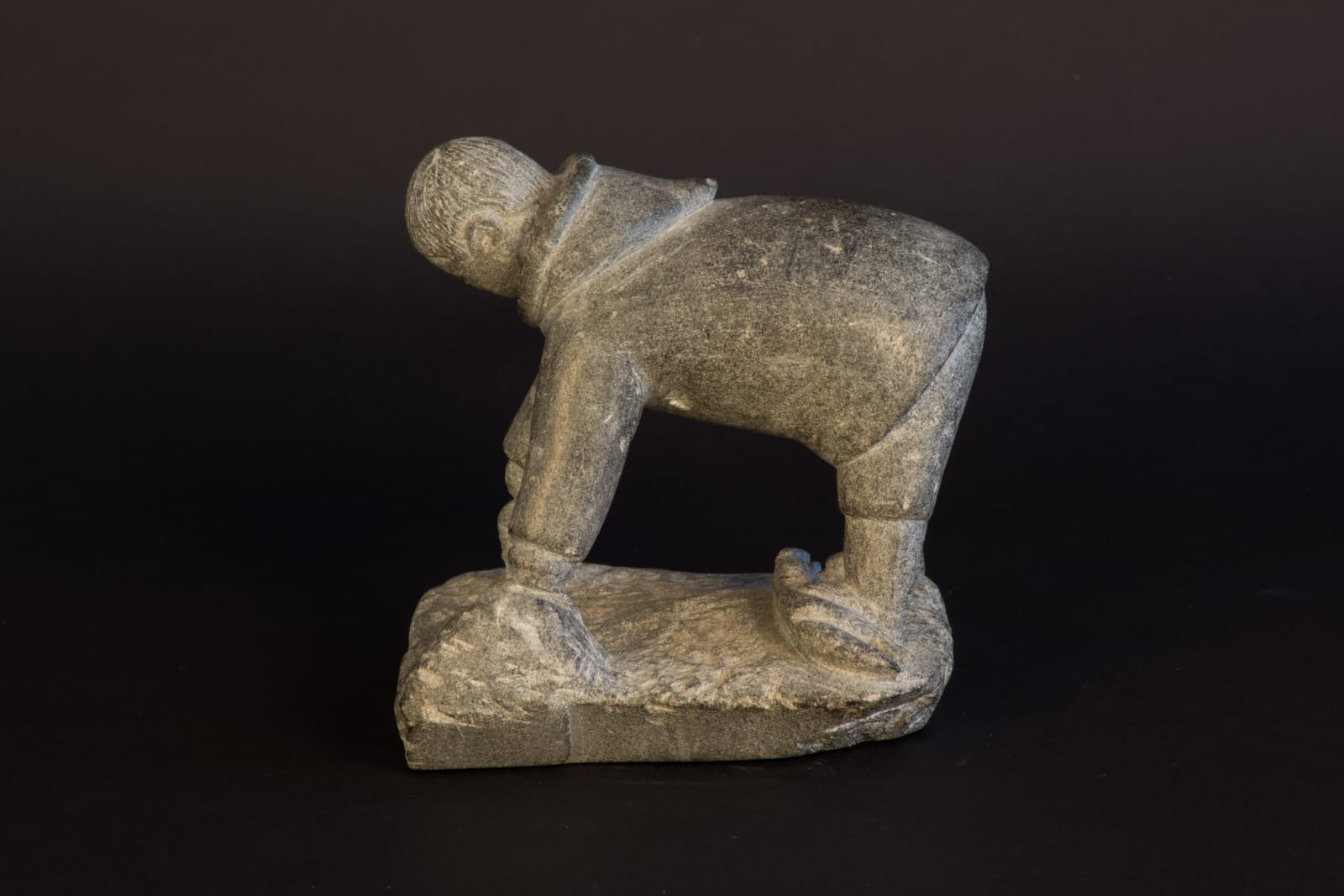 Sarah Anirniq Kalingo, Fox Hunter / chasseur de renard, ca. 1960