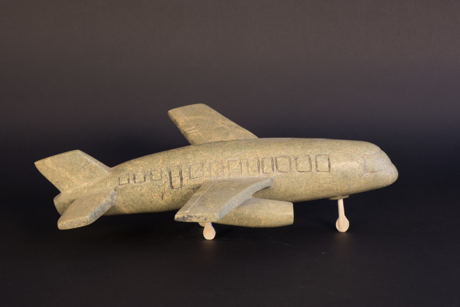 Johnnylee Pudlat, Airplane / avion, ca. 2000