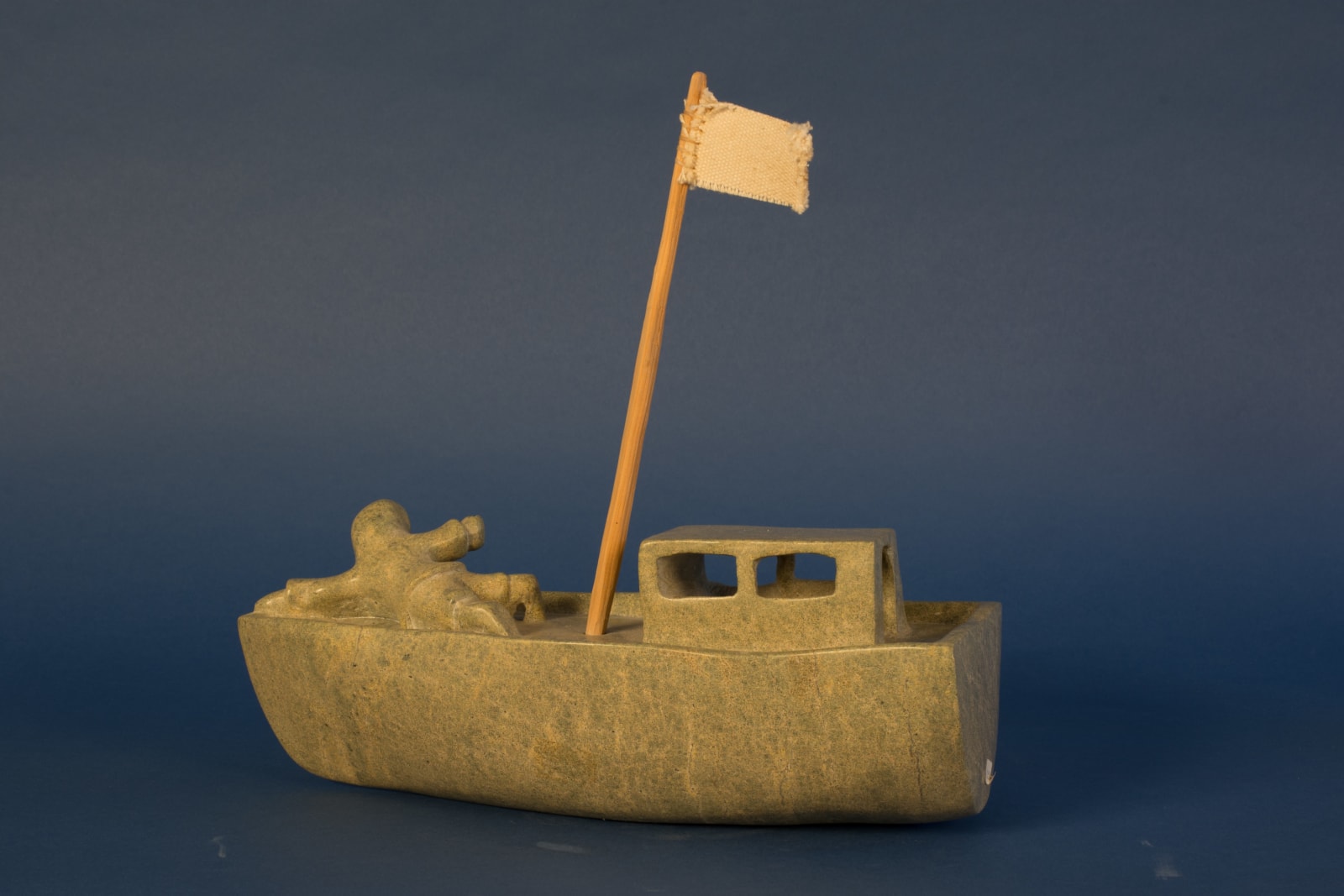 Kakee Peter, Boating scene / homme sur un bateau, ca. 2015