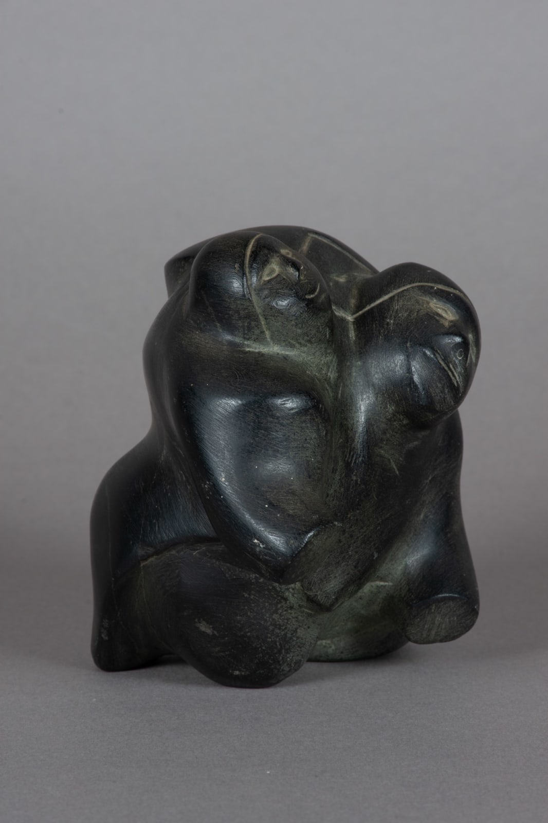 David Ikutaaq, Mother & Child / mere et enfant, ca. 1980