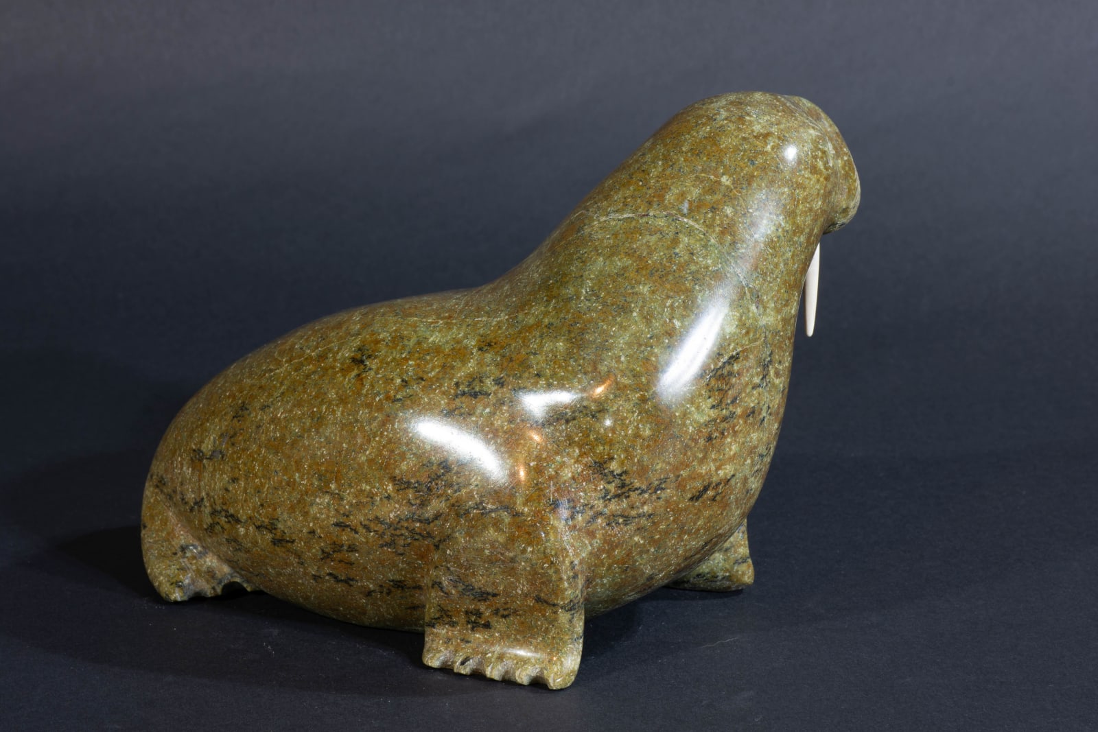 Nalenik Temela, Basking Walrus / Morse, ca. 1975