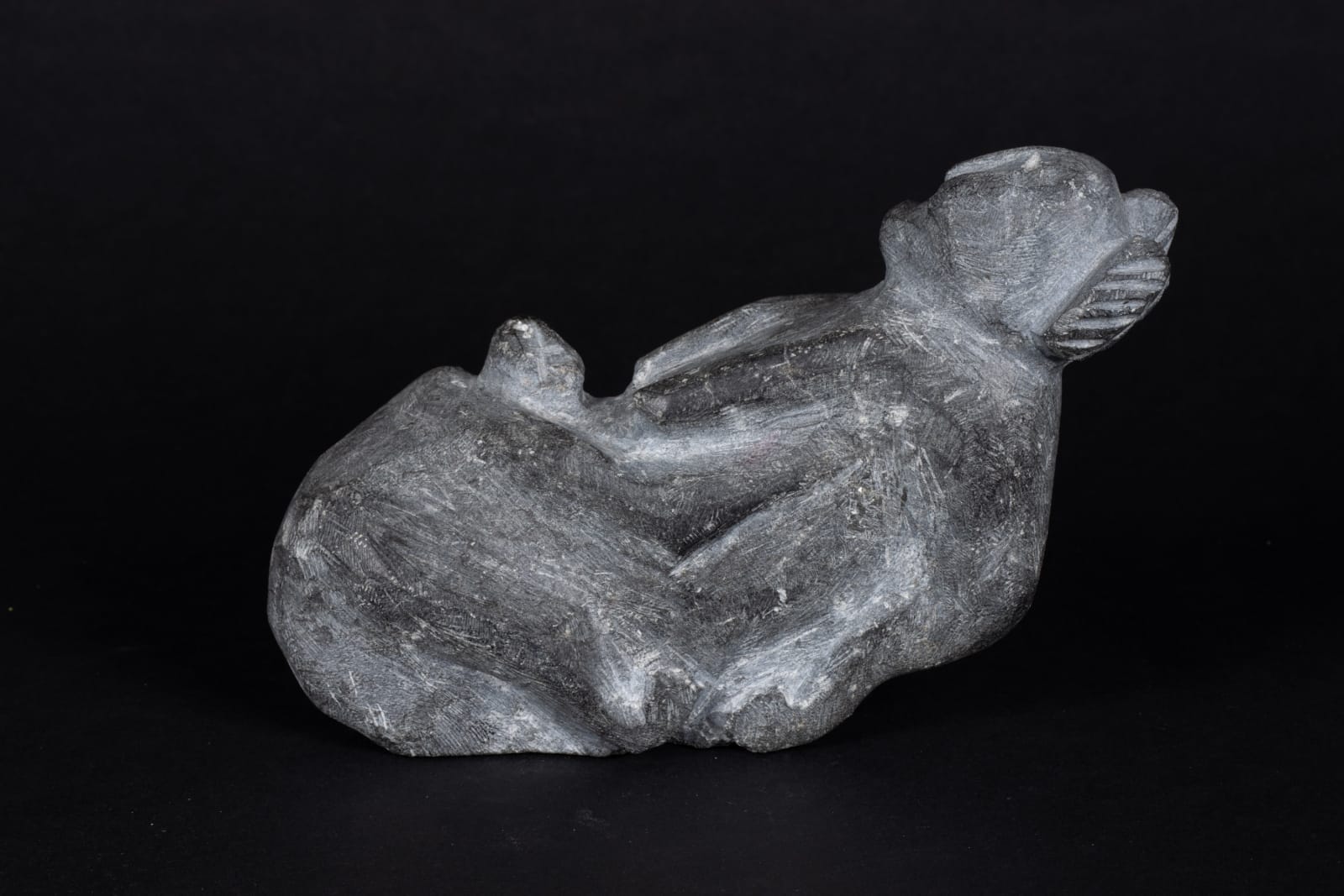 Elizabeth Nutaraaluk Aulatjut, Mother & Child / mere et enfant, ca. 1985