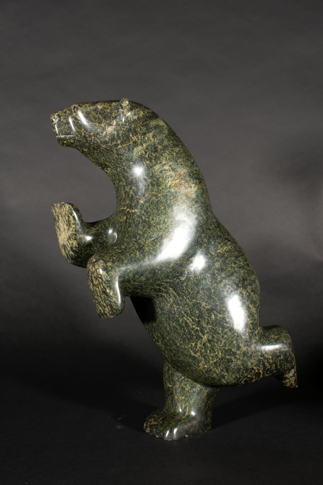 Ashevak Adla, Dancing Bear / ours dansant, ca. 2010