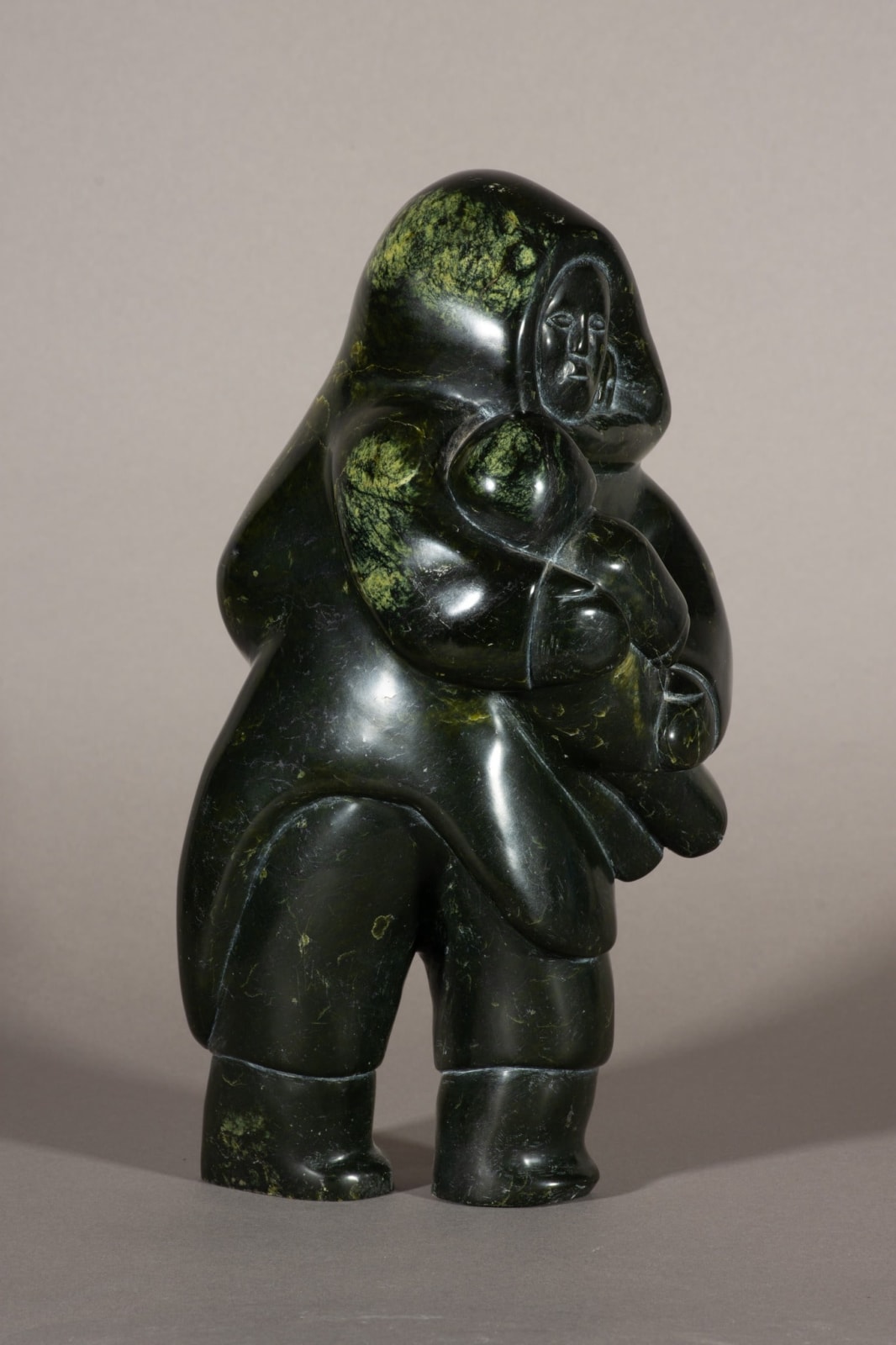 Mary Tassugat, Mother & Children / mere et enfants, ca. 1970