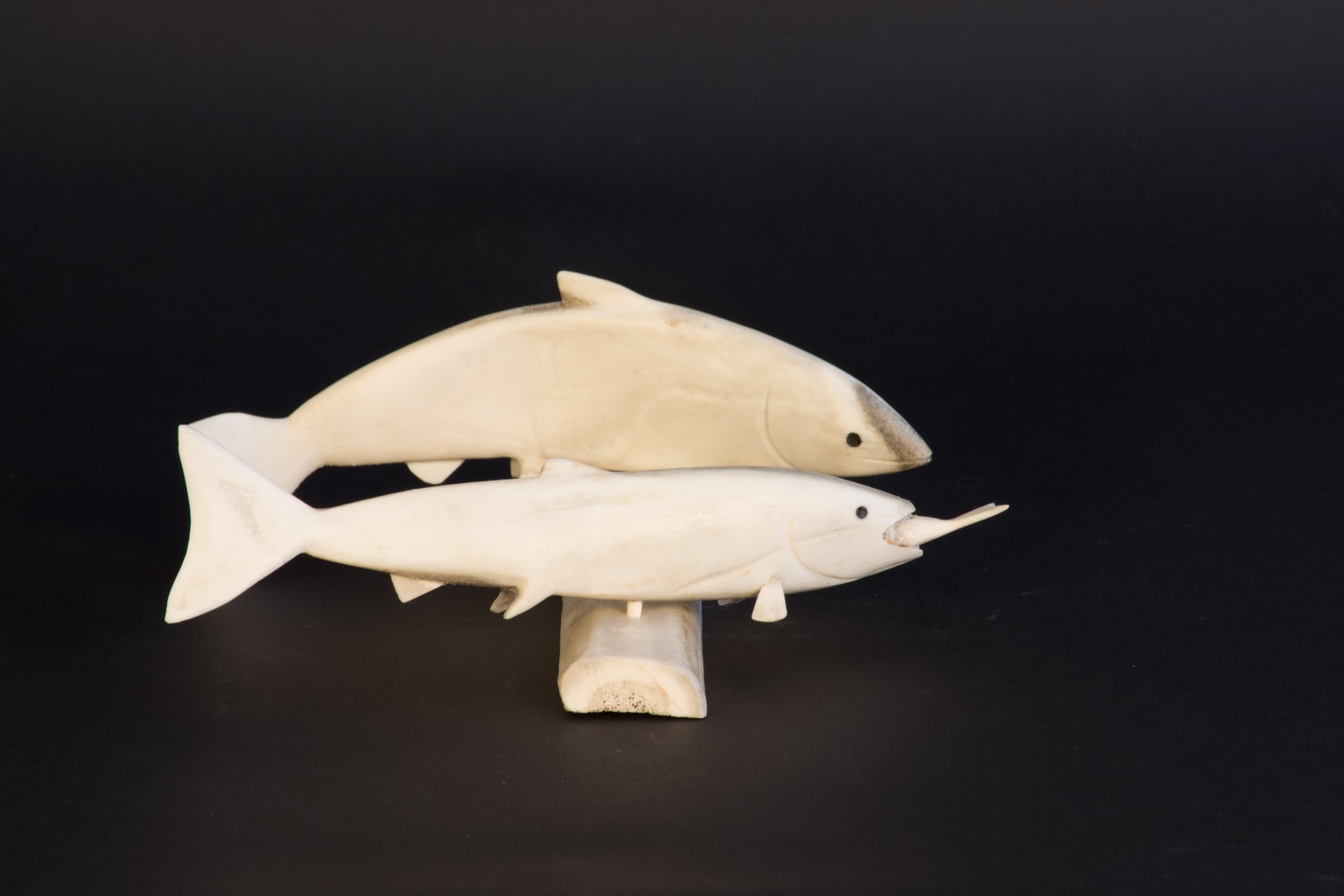 Jacob Irkok, Swimming Fish / poissons nageant, ca. 1990