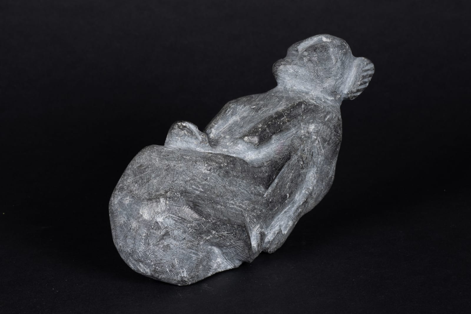 Elizabeth Nutaraaluk Aulatjut, Mother & Child / mere et enfant, ca. 1985