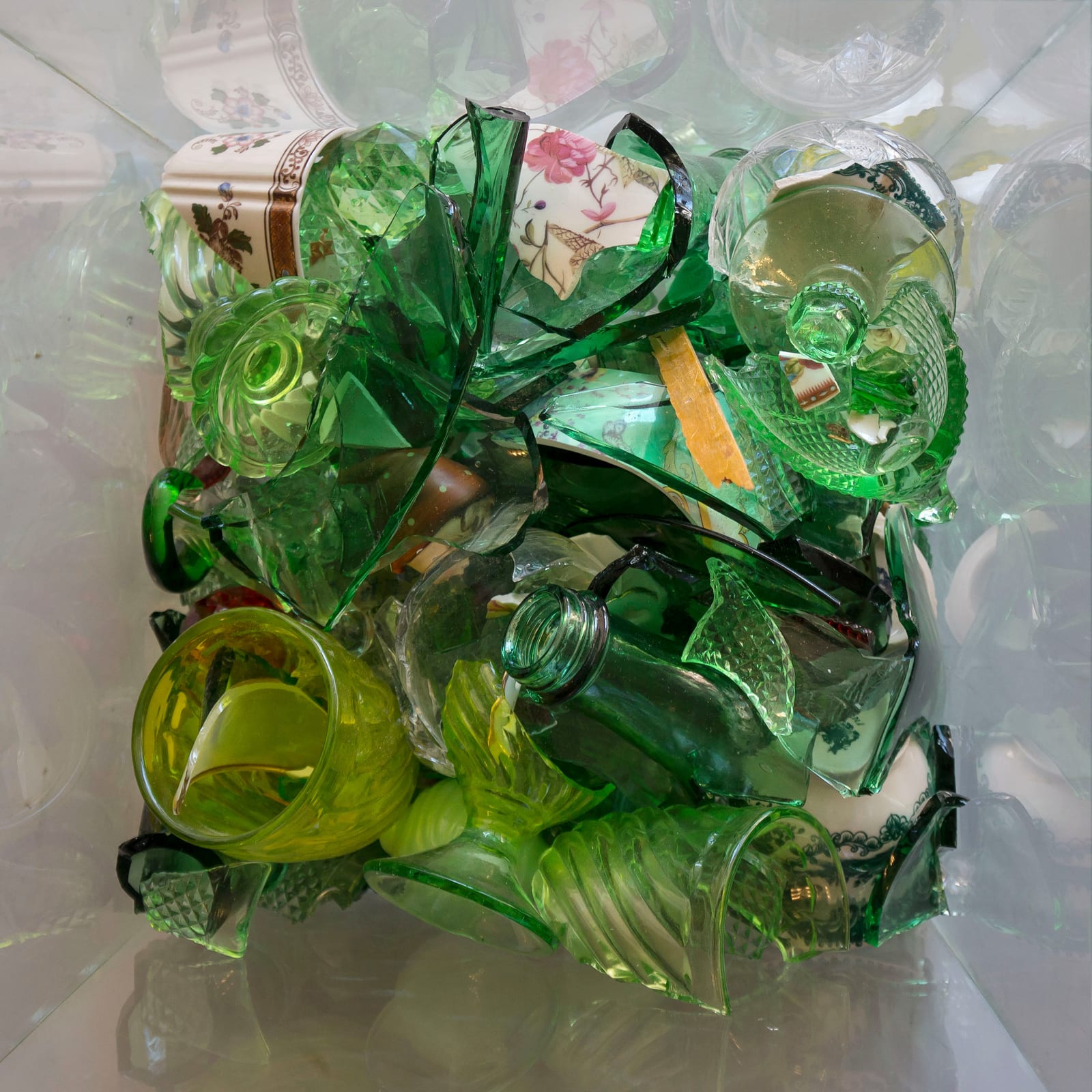 Neda Razavipour, Edge of Chaos, 2015