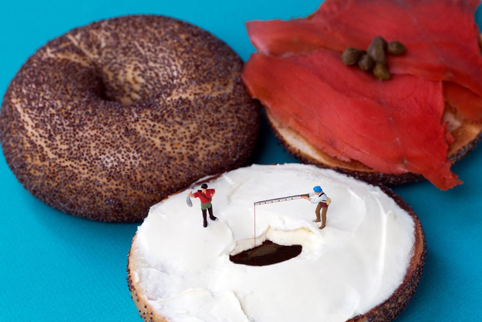 Christopher Boffoli, Bagel fisherman, 2012