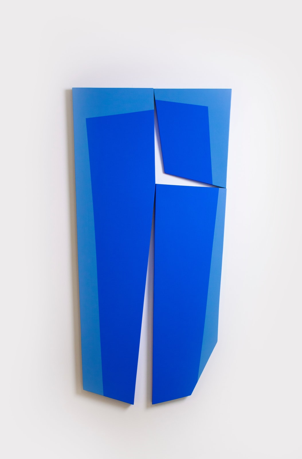 Fabiana Salomão, BLUE VOLUMETRIC 01, 2021