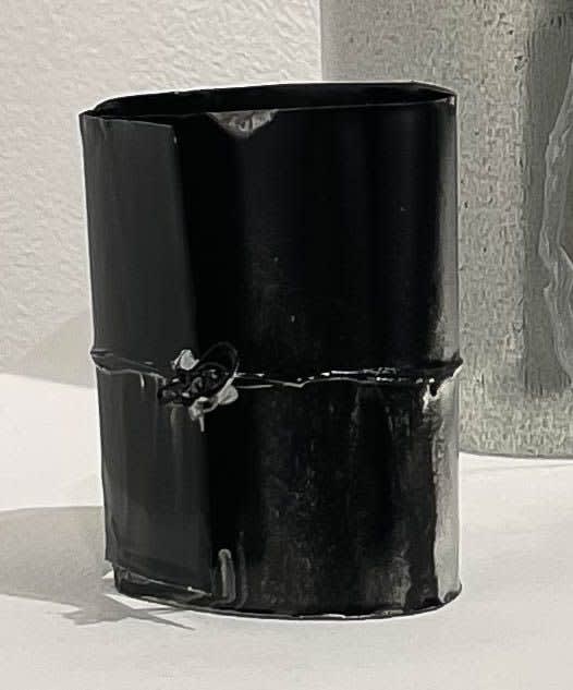 untitled sculpture (small black)