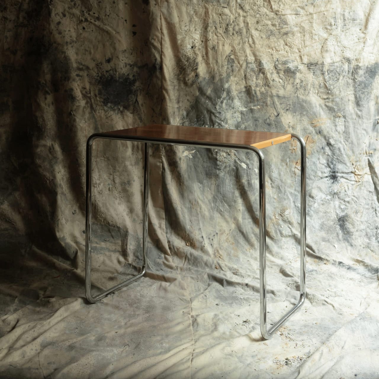 Bauhaus table,