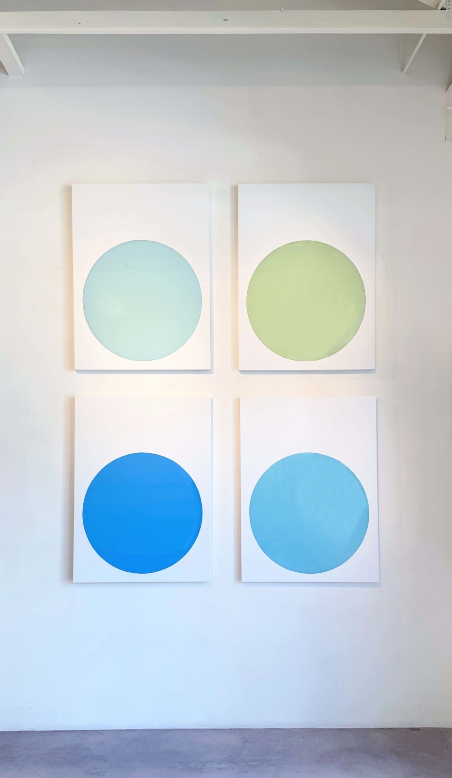 Stephanie Henderson, Pool in Bluebird